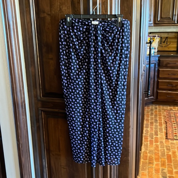 CAbi Dresses & Skirts - Cabi island skirt